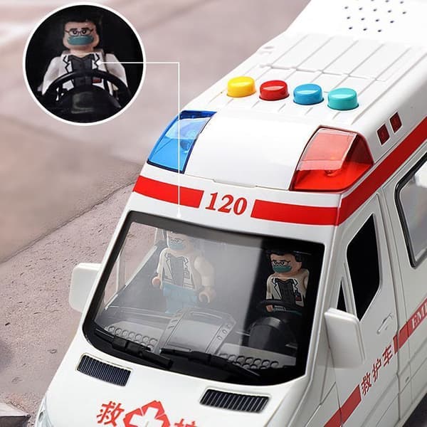 1:24 Legeringsambulancemodel Simulering Pull-back Lyd og Lys Støbt Legeringsbil Legetøjssæt Børnefødselsdagsgave Big Ambulance