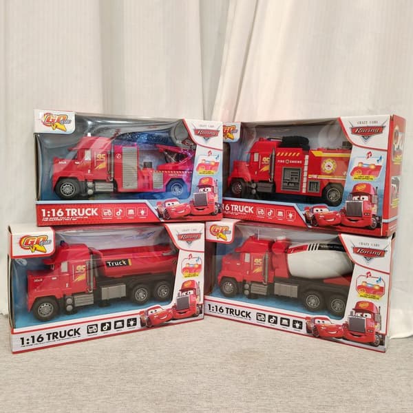 1:16 Pixar legetøjsbil 5 stk./sæt støbt anime lynet Mcqueen Mack foldbar fladvognsmodel med lyd og lys interaktive gaver fire engine