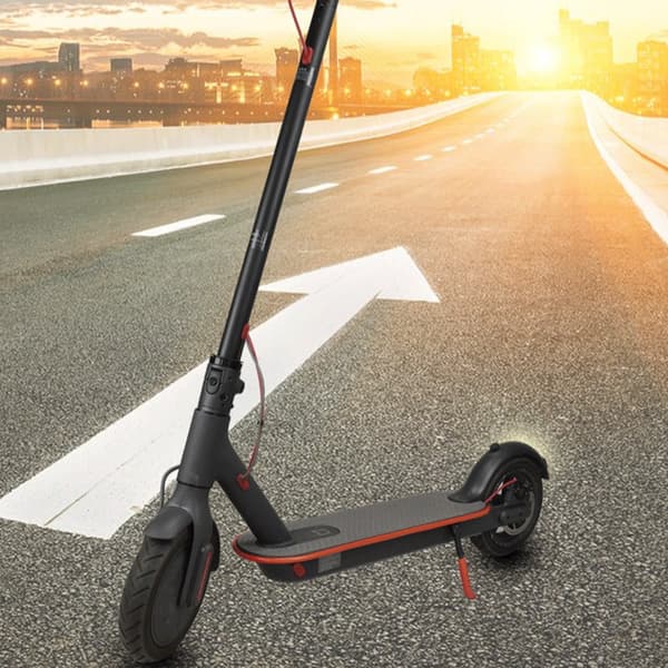 Skyddande stötfångarremsa för elscooter, 2M reptålig black