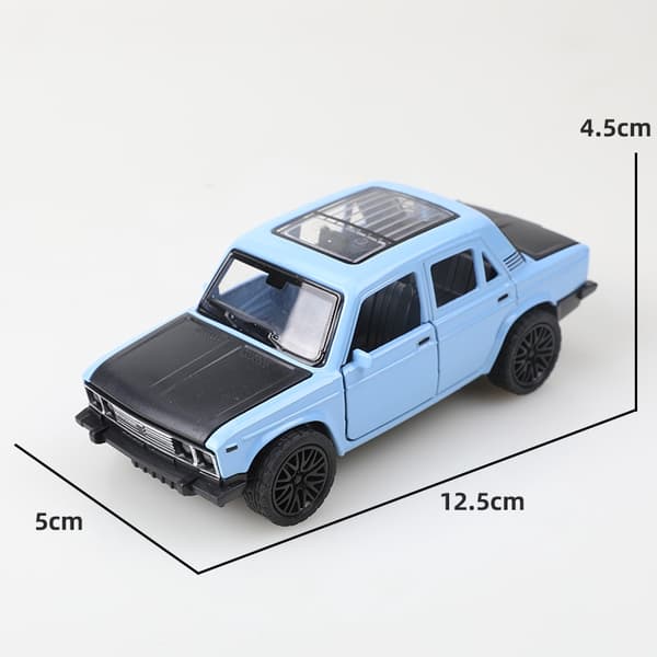 (i pose) 1:36 legeringsbilmodel simulering LADA Rusland bilkøretøj trækbilpynt samling legetøj til drengebørn LADA Black