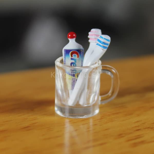 1/12 dukkehusminiature mini-kop tandpasta tandbørste til ob11 blyth bjd pullip dukkehusmøbler tilbehør legetøj 1 set with cup E