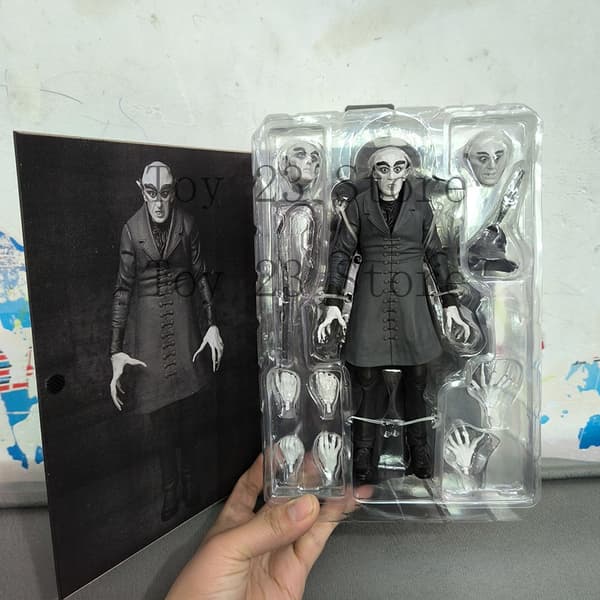 NECA Ultimate Count Orlok Nosferatu Black & White Horror Action Figuuri - täydellinen lahja! with box