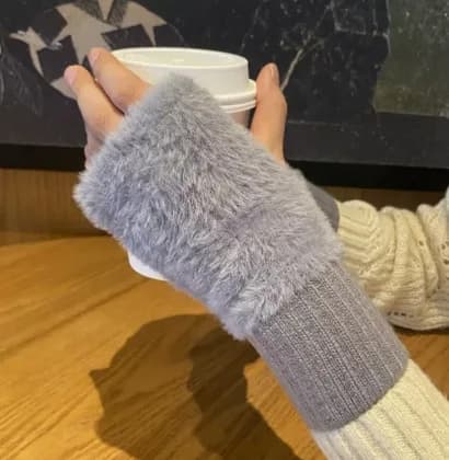 Lyxiga minkfleecehandskar för kvinnor - mjuka, varma, plyschstickade vintertillbehör Black