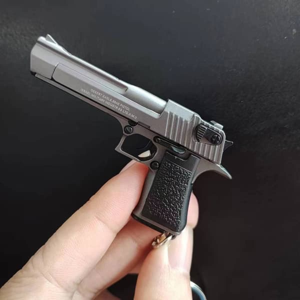 Mini Metal Desert Eagle Pistol Nyckelring modell - 1:4 leksakspistol för presenter och samlarföremål Grey