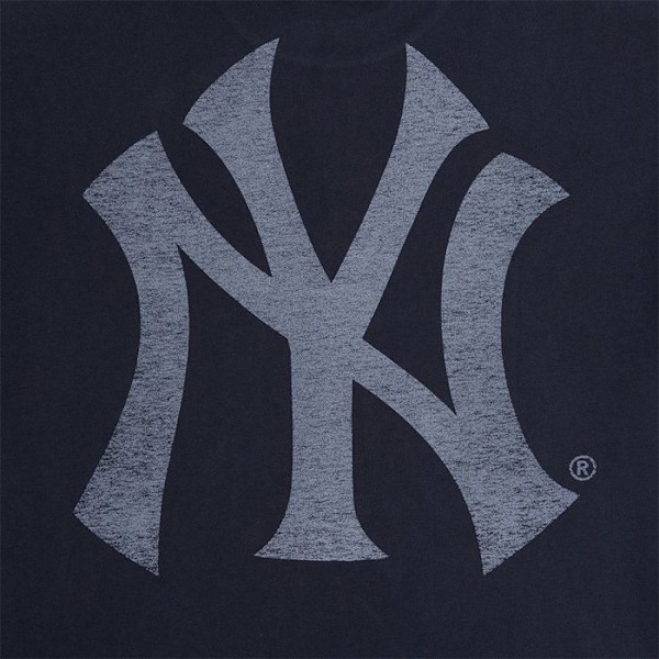 Uuden aikakauden ylipitkä paita - HAALISTUNUT New York Yankees Svart jag
