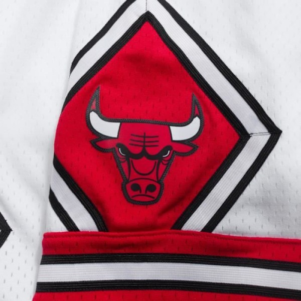 Basketshorts - Mitchell & Ness - Chicago Bulls 1997-98 - Valkoinen - Mies - Koko M/L Flerfärgad jag