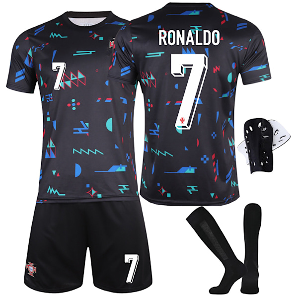 2425 Europacup Portugal träningsuniform, nummer 7 Cristiano Ronaldo tröja, nummer 8 B fee barnfotbollströja No. 7 with socks and protective gear L code