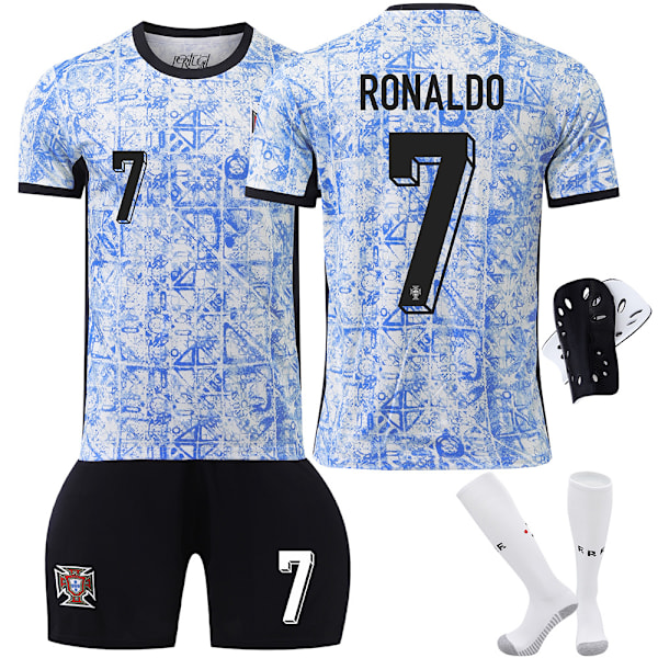 Portugalin 2024 vierasjalkapallopaita nro 7 Cristiano Ronaldo 8B Fee 11 Phillips Euroopan Cup -paitasarja rajatylittävä versio No. 7 with socks and protective gear 18 yards