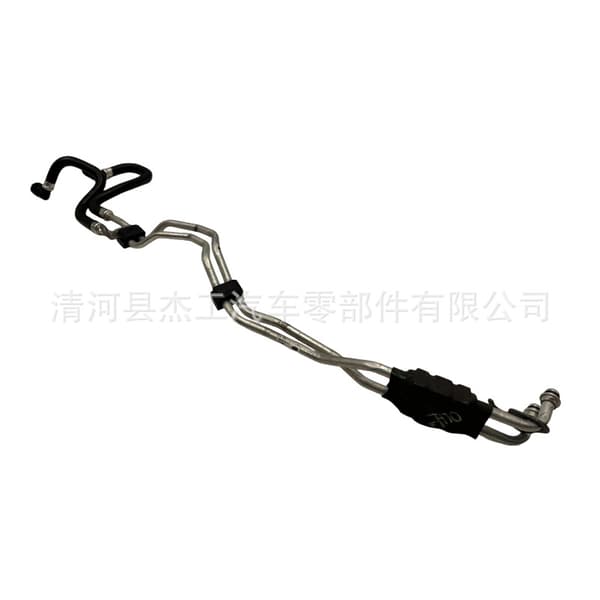 LR035552 er egnet til Land Rover Discovery transmissionskøler forbindende gummislange