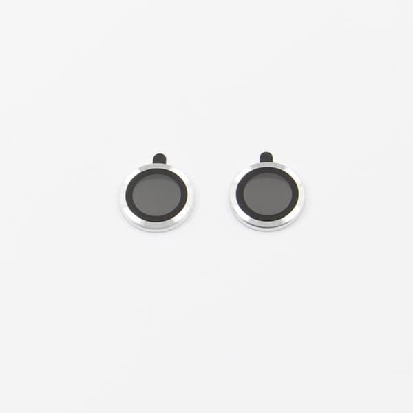 Set med linsskydd i glas för iPhone 17 silver