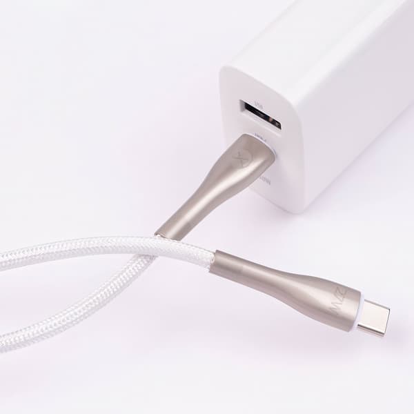 Forever Sleek kabel USB-C - Lightning 1,0 m 27W vit vit