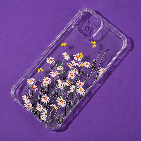 Ultra Trendy skal för iPhone 12 Meadow 1