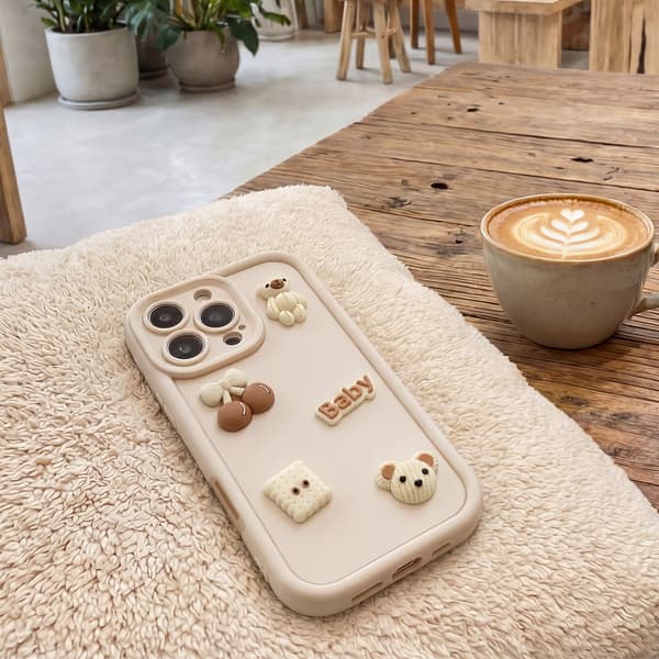 Ultra Trendy 3D skal för iPhone 16 bear
