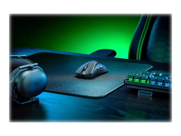 Razer DeathAdder V3 Pro Optisk trådlös svart