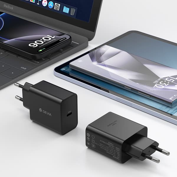 Devia väggladdare Rocket PD 45W 1x USB-C svart svart