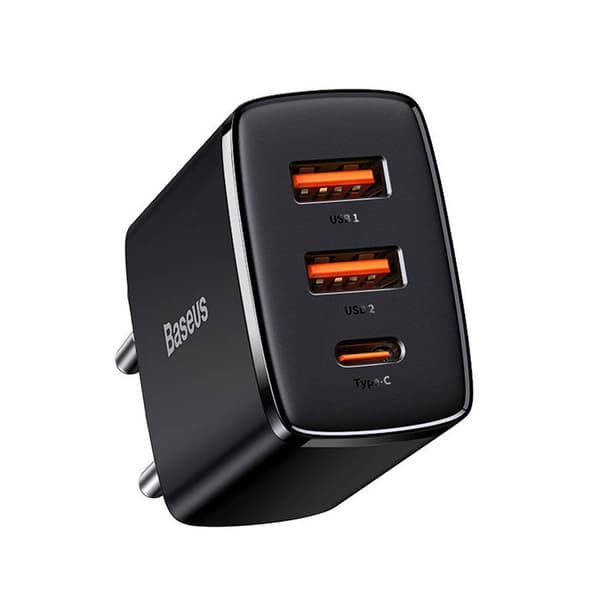 Baseus Kompakt strömadapter 30Watt 1xUSB-C + 2xUSB