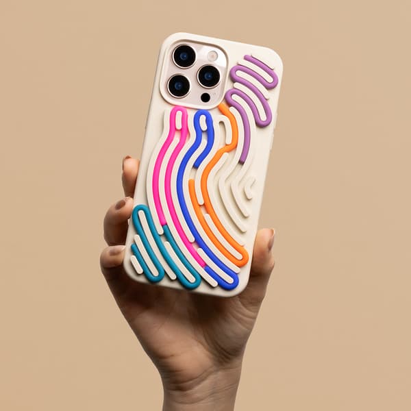 DIY Snake-fodral för iPhone 11 beige