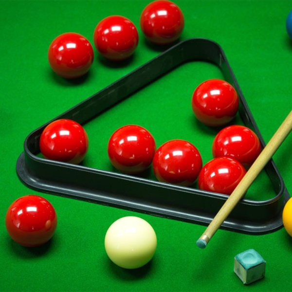 Plast för triangelform Engelska biljardbollar Organisera robusta rack Snooker