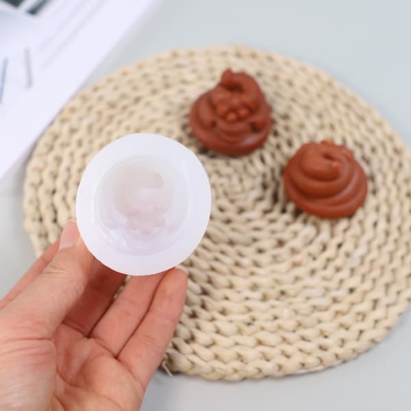 Bæsjformet Lysform 3D Silikon Bakeformer for DIY-Hjemmefestbord