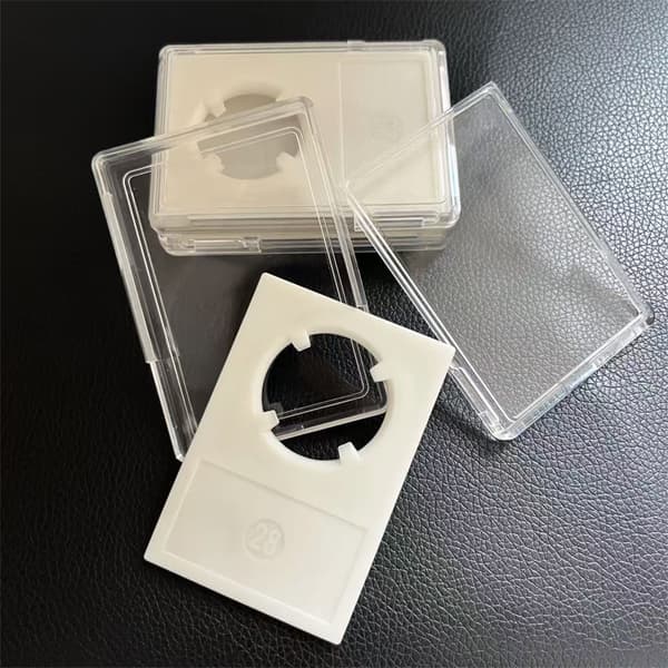 10 öppna myntsamlingsbrickor i transparent plast