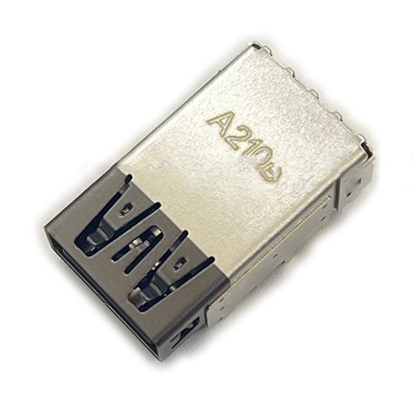 Metall USB-hub Praktisk USB-utvidelsesadapter Praktisk Plug & Plasy USB-port Enkel installasjon for spillkonsoller
