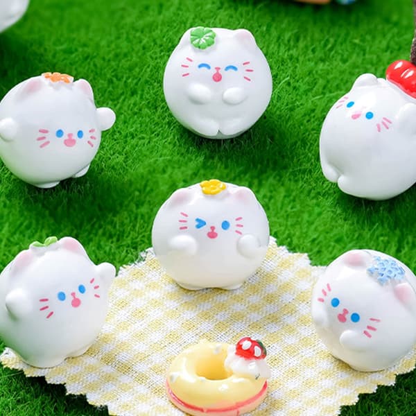 Små katte Mini harpiks kattefigurer til havepynt, håndværkspynt