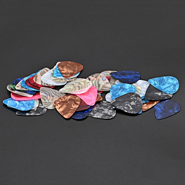50 st triangulära plektrum 0,46 mm celluloid plektrum gitarrtillbehör