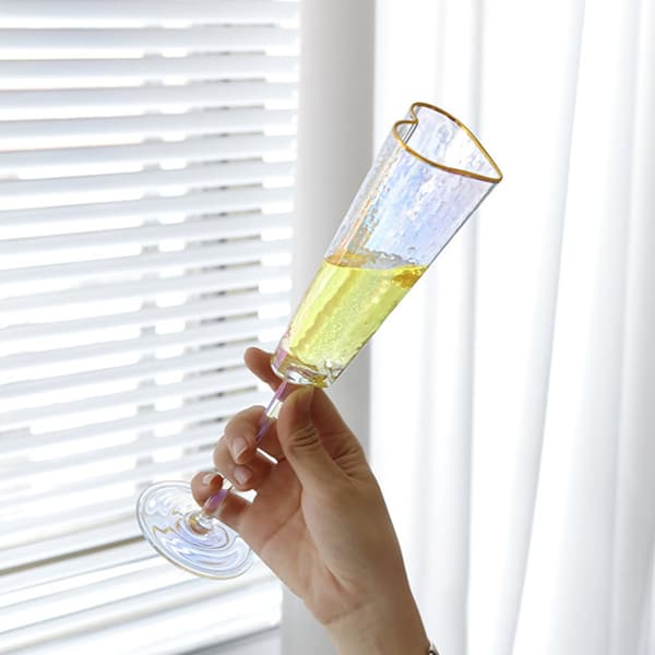 1 par hjerteudsmykkede glaskrus til par, elegant drikkeglas til bryllupper
