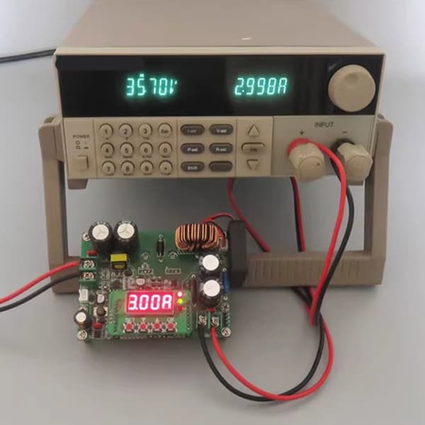 720W 12A Nedtransformatorer 10-75V till 0-60V Strömförsörjningsmodul Regulator