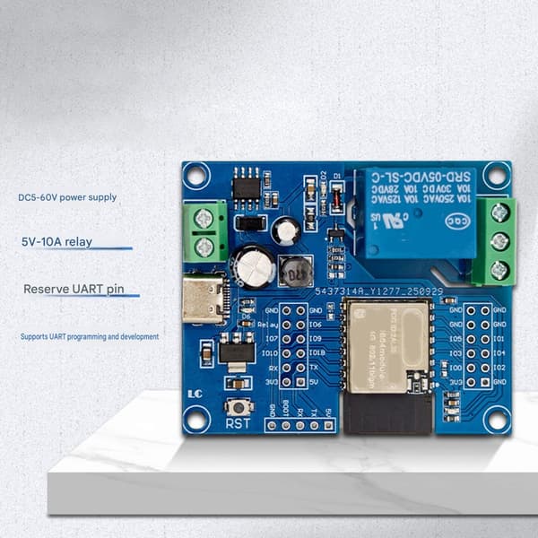 Programmerbar relémodul med C2 og GPIO-utvidelse
