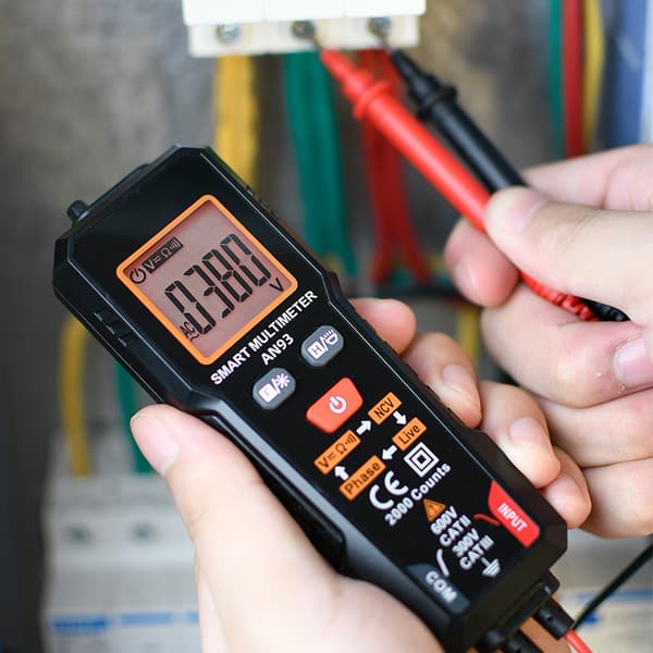 Lettlest multimeter, lite multimeter for husholdnings- og laboratorietesting
