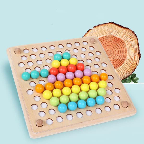Pedagogisk kuleklemme for trepinnebrettperlespill