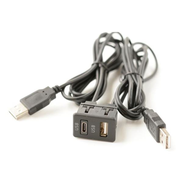 Auto Dashboard-förlängningskabel med USB Type-C-gränssnittspanel Infälld power