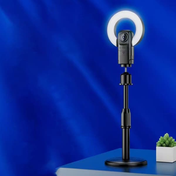 Vidvinkel 4K Webcam med integreret LED-lys til onlinemøder og fjernarbejde