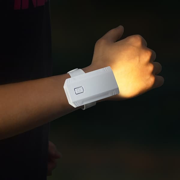 LED Armbåndslampe Lommelykter Display Oppladbare Lykter Regulerbart Lys