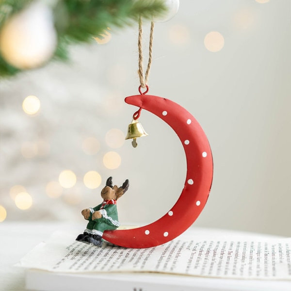 Julgran hängande prydnad Tecknad Santa Älg Snögubbe på Crescent Moon Hartshänge med Jingle Bell Xmas Dekor White