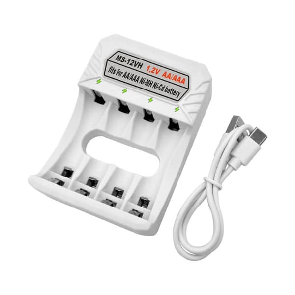 USB Type C Oplader 4-båds ladestation til genopladelige AA/3A NiMH-batterier
