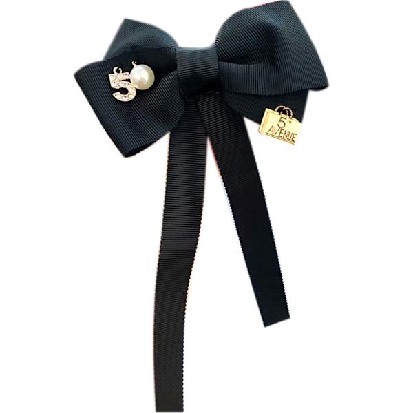 Koreanske kvinner Langt bånd Sløyfe Brosjer Nummer 5 Letter Imitasjon Perle Lapel Pin Sjal Spenne Smykker Corsage Forhåndsbundet Slips