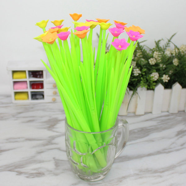 12 kpl Flower Geel Ink Pen Narcissus kirjoituskynä Joulusukkatäyteaineet Poika Tyttö Joulujuhliin