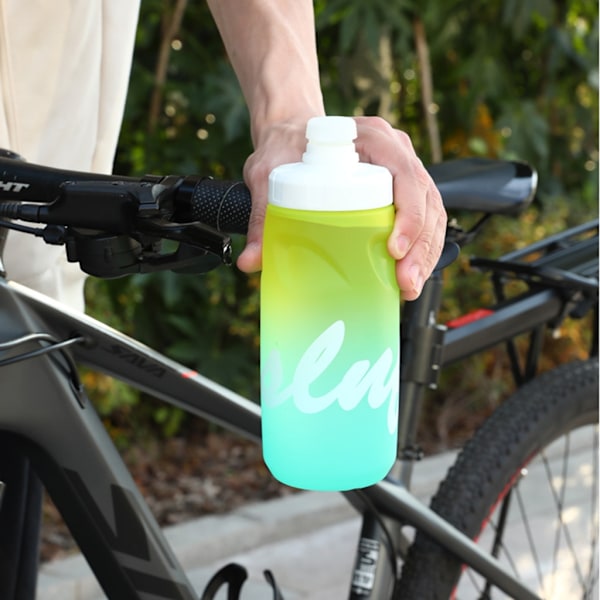 Sport Vannflaske 620ml Klemme Drikkeflaske for Utendørs Sykling, Sykkel Purple gradient
