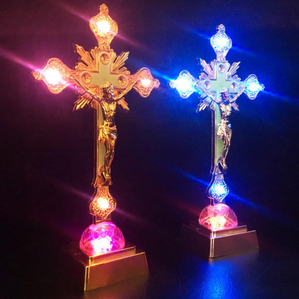 Kyrkliga reliker Figuriner Nattljus krucifix Jesus Kristus på stativet Lampa för kors katolsk antik heminredning Gold