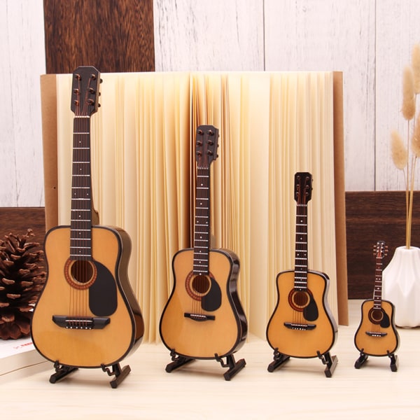 Miniatyr gitarreplika musikkinstrument samleobjekt dukkehusmodell hjemmedekor Folk full width log 25cm