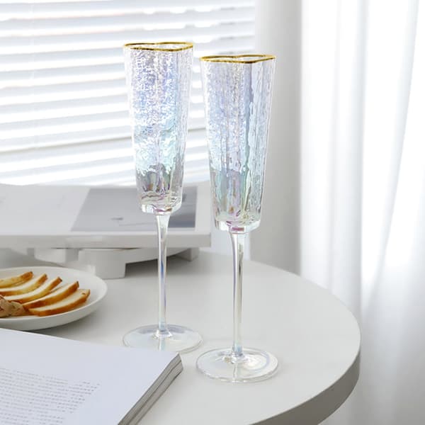 1 par hjerteudsmykkede glaskrus til par, elegant drikkeglas til bryllupper