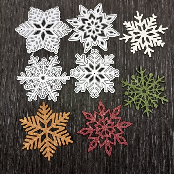 4 st/set Snöflingor Stansar Schablonblad Stansmallar Präglingsform
