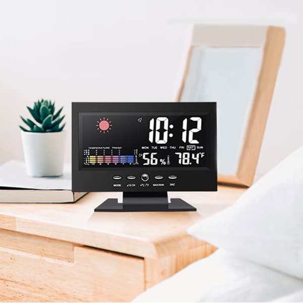 Klimamonitor med stort display, temperaturvisning, ur, kalender og alarm