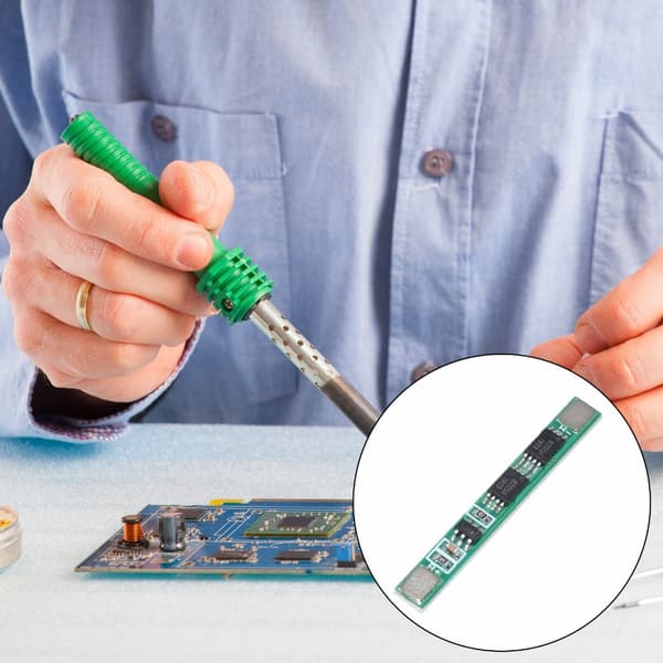 1S 3.7V 4A BMS 18650 Batteriskyddskort för Litiumbatterier