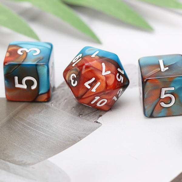 11-sidiga tärningar D4 D6 D8 D10 D12 D20 för RPG DND D&D-set Green gold