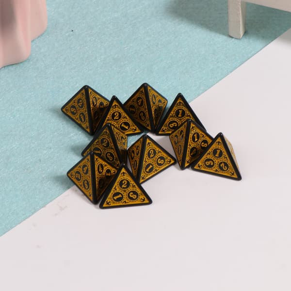 10 st polyhedral tärningar 4-sidig RPG-bordsspel tärningar Lättläst nummer Red