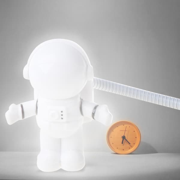 Spaceman USB LED Lys Justerbar Natlampe Gadgets til Computer PC