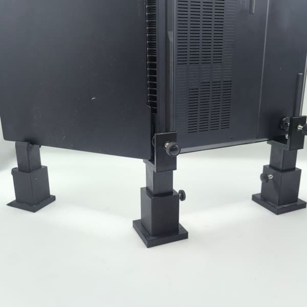 3 stk. datamaskin-risere i plast, stativer, enkel montering, laptop-hevere, holder